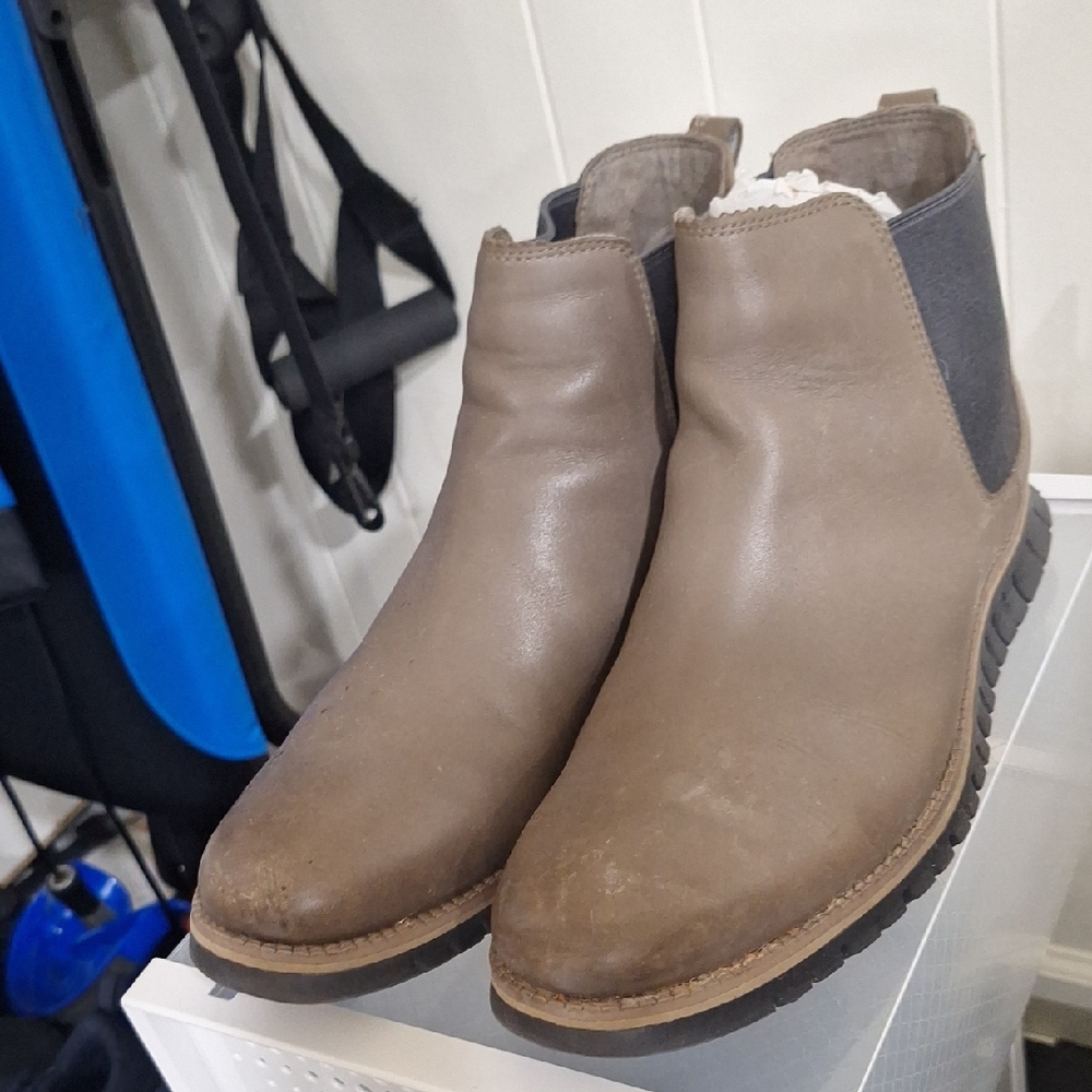 Cole Haan Brown Chukka Boots Suede Leather Ankle-Height